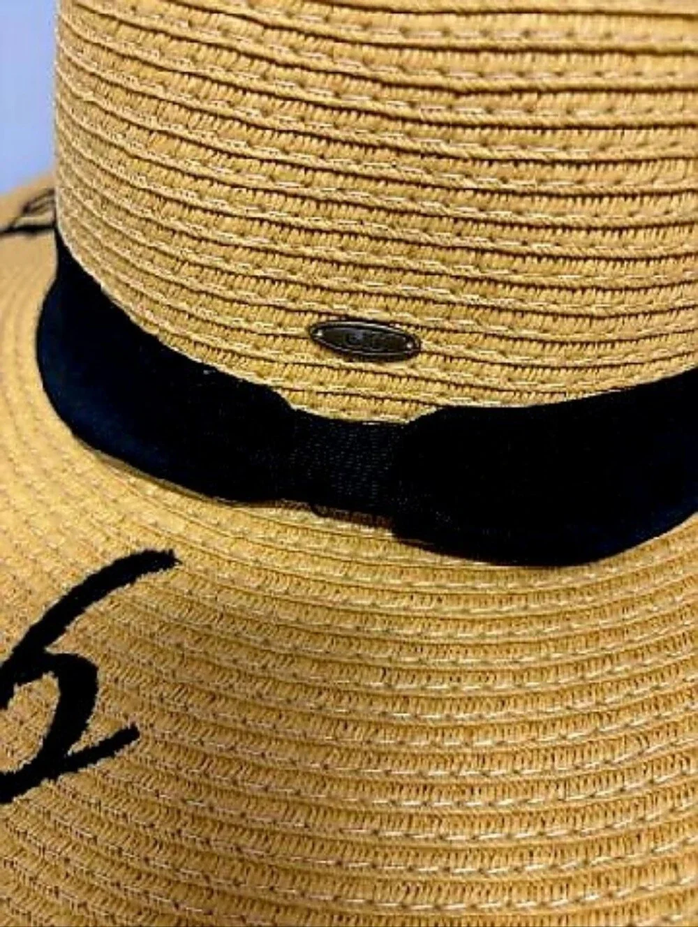 NWT Expandable Fit Wide-Brim Sun Hat with 🤣 Funny Do Not Disturb' Script
